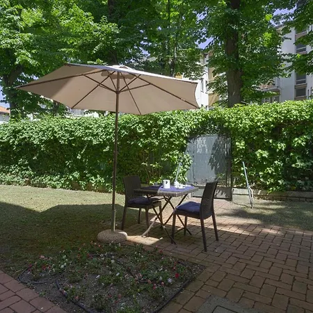 Venice-lido With An Esclusive Garden Benátky – Lido