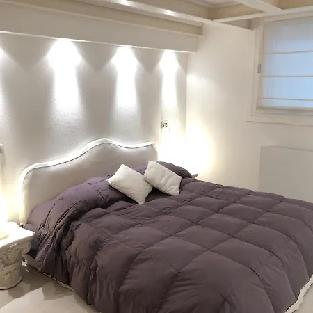 Venice-lido With An Esclusive Garden