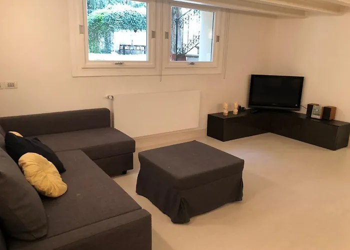 Venice-lido With An Esclusive Garden Apartamento